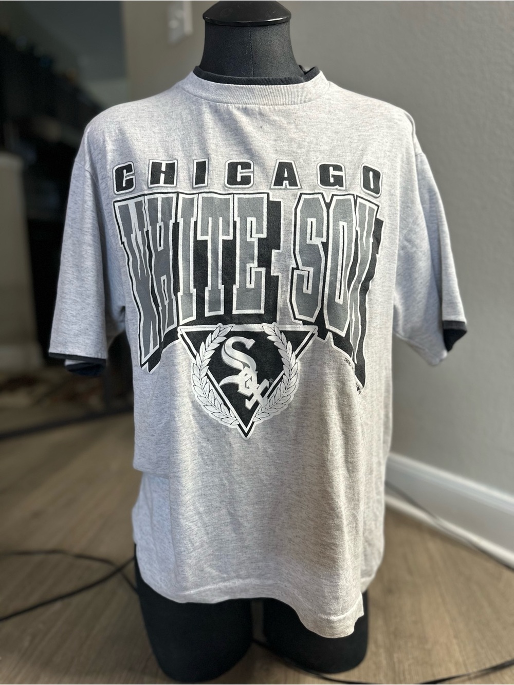 Chicago White Sox Men's Grey Graphic Short-Sleeve Tee